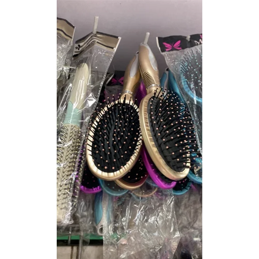 Cushioned Hair Brush for Men & Women – Nylon Bristles